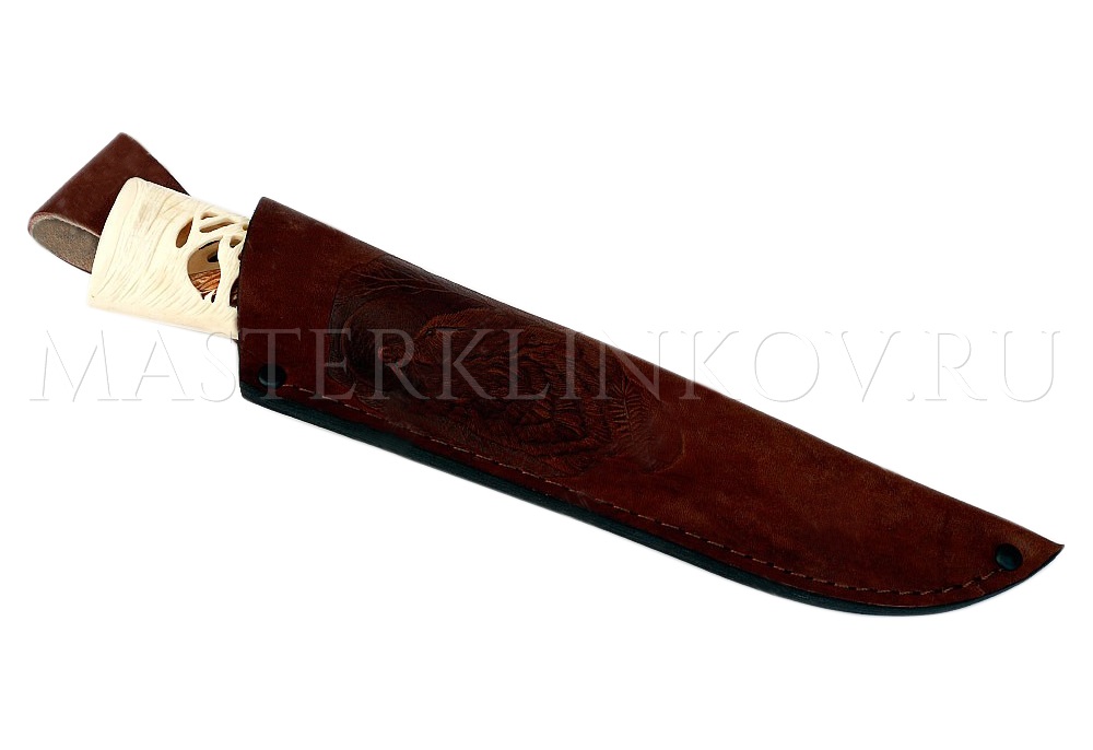 Нож из дамасской стали Волк, гравировка, рукоять - рог лося, резьба