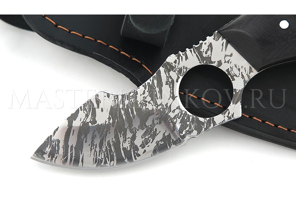 Нож из стали D2 Блоха цельнометаллический