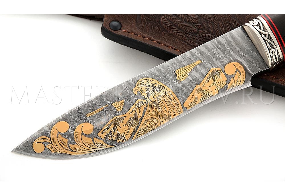 Нож из дамасской стали Беркут, гравировка золочением, рукоять - карельская береза, наборная