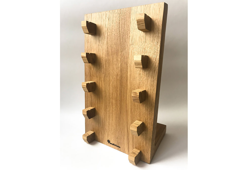 Стойка - панно для 5 ножей, покрытие - натуральное масло, светлая