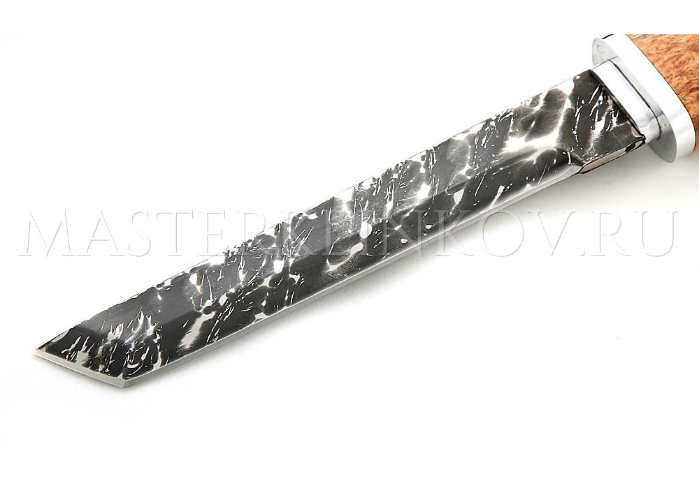 Нож из стали D2 Танто, рукоять и ножны - карельская береза