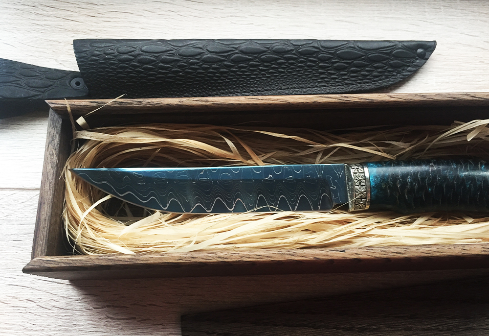 Нож Осетр мозаичный ламинат, композит, литье