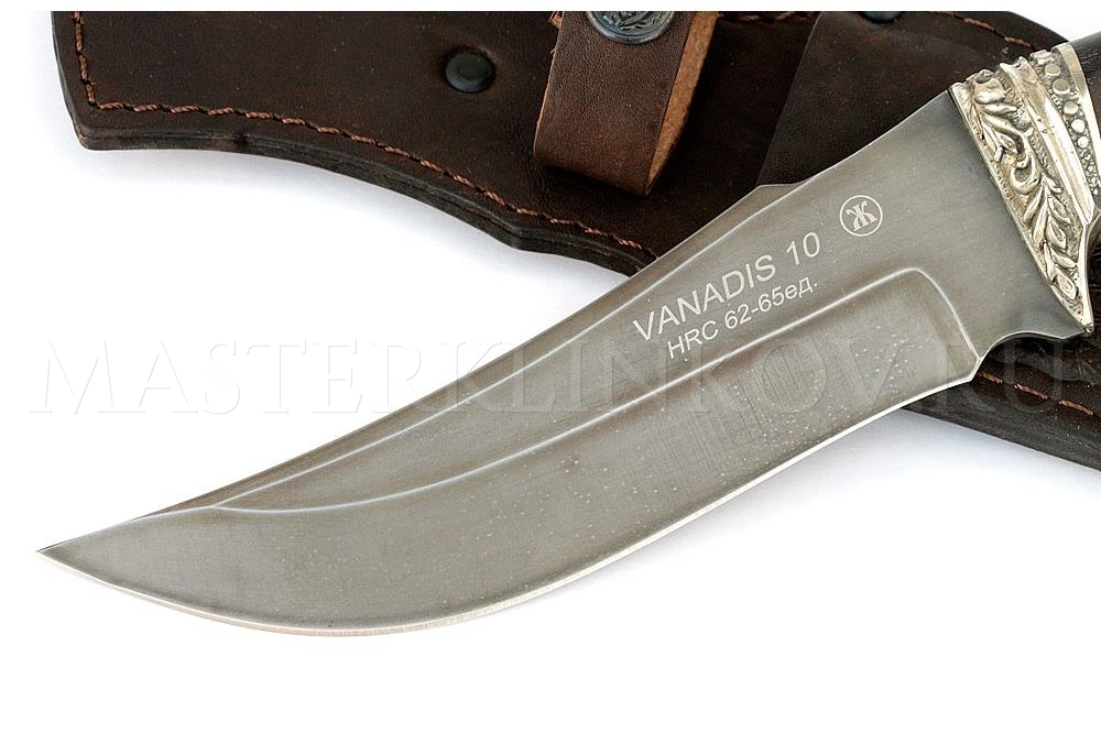 Нож из порошковой стали Vanadis 10 Восток, рукоять под пальцы — черный граб