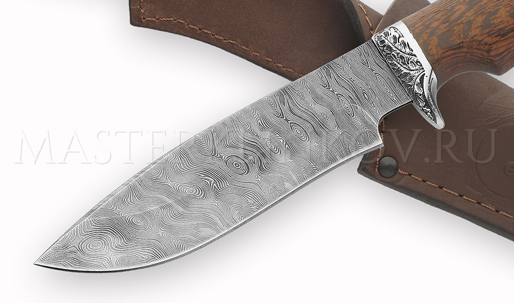 Нож из дамасской стали «Волчица», рукоять — венге, литье