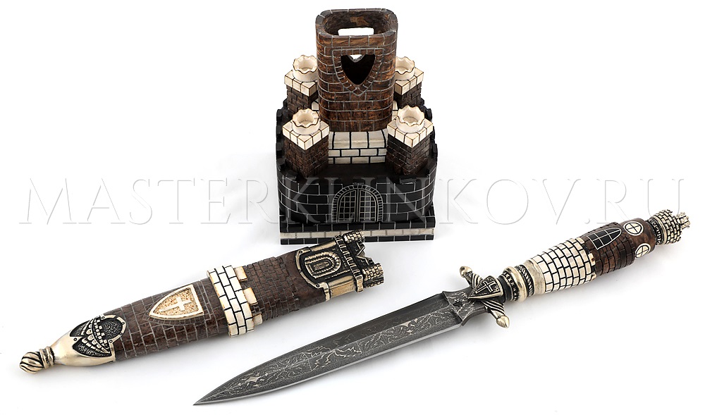 Композиция Бастион, мозаичный дамаск Матвеева, карельская береза, бивень мамонта, инкрустация