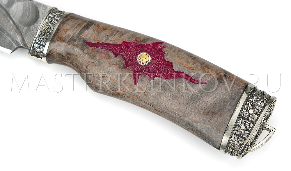 Нож из дамасской стали Осетр, долы, камень, стабилизированная карельская береза с резьбой