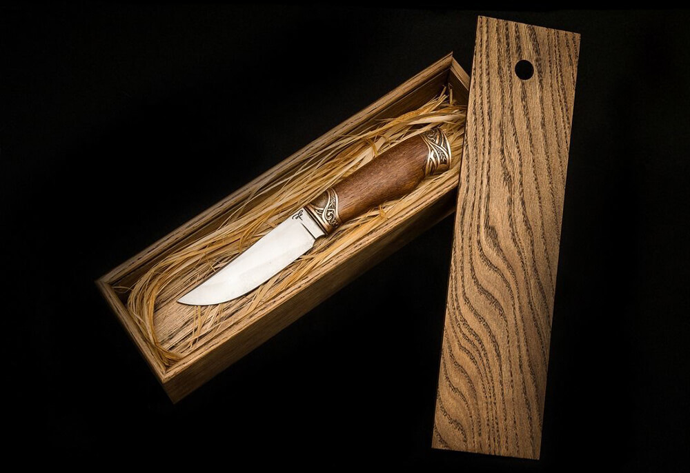 Пенал для ножа из дуба, наполнение - лыко