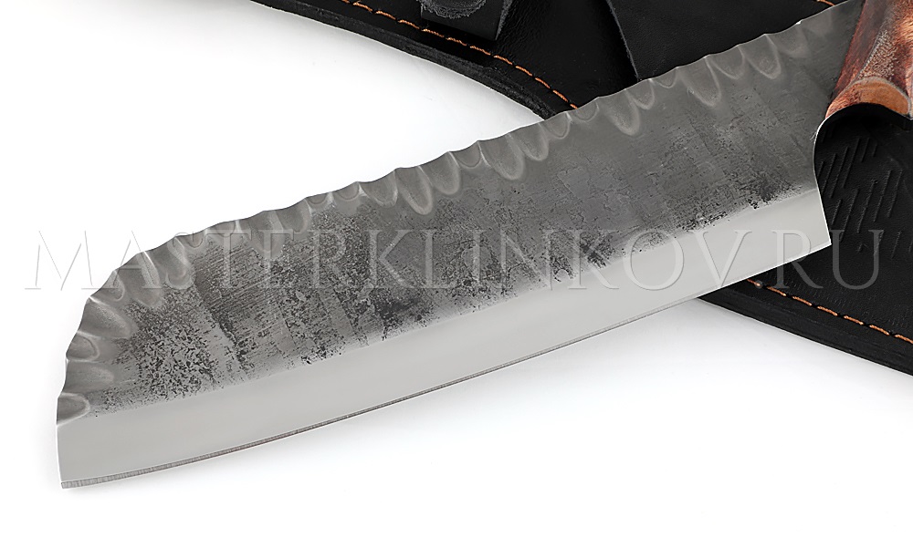 Тяпка цельнометаллическая из стали Х12МФ, рукоять - карельская береза