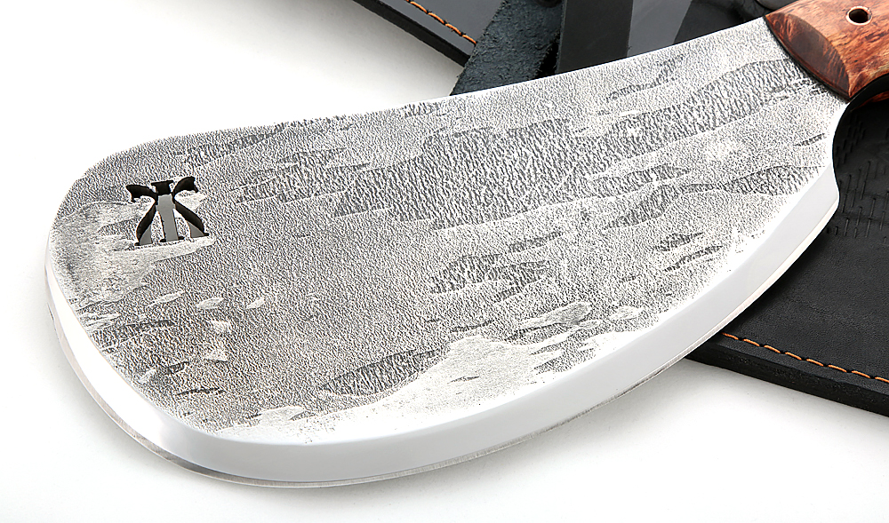 Тяпка цельнометаллическая из стали 9ХФ, рукоять - карельская береза