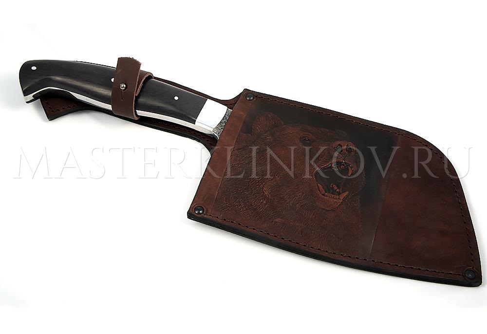 Тяпка цельнометаллическая из дамасской стали, оформление - долы, камень, гравировка волк