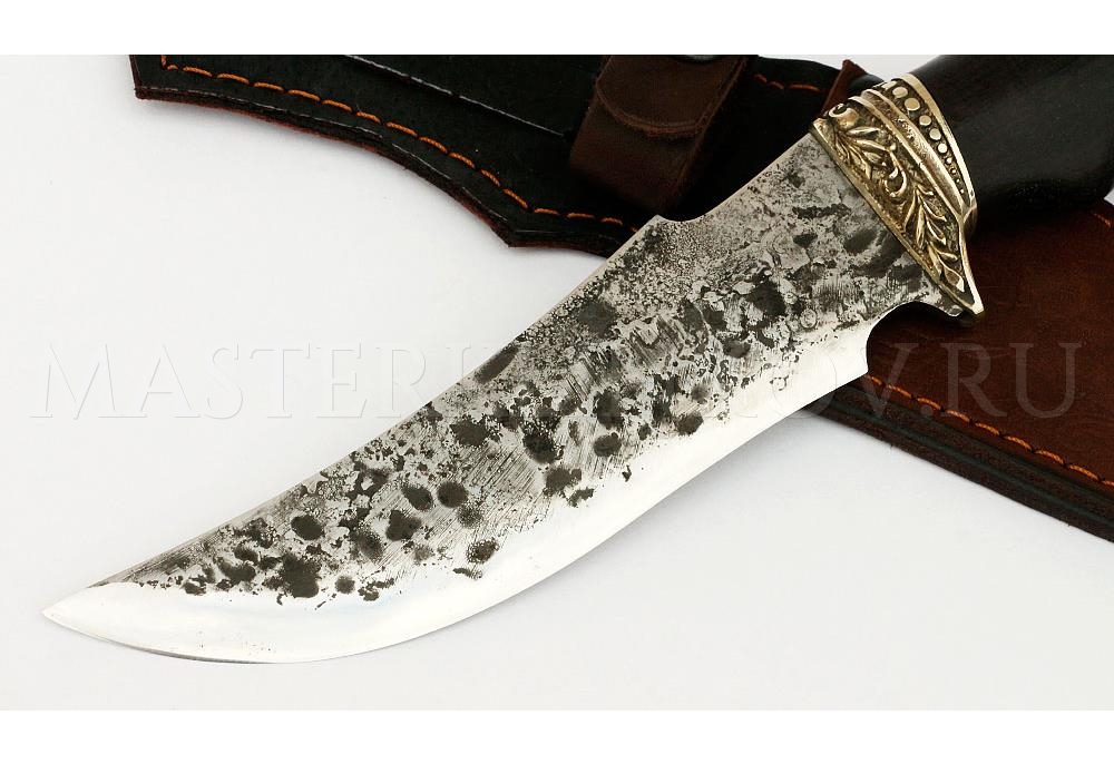 Нож из стали 9ХС Восток, рукоять — черный граб, литье