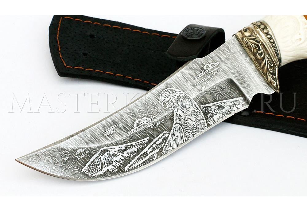 Нож из дамасской стали Восток, гравировка, резьба по кости
