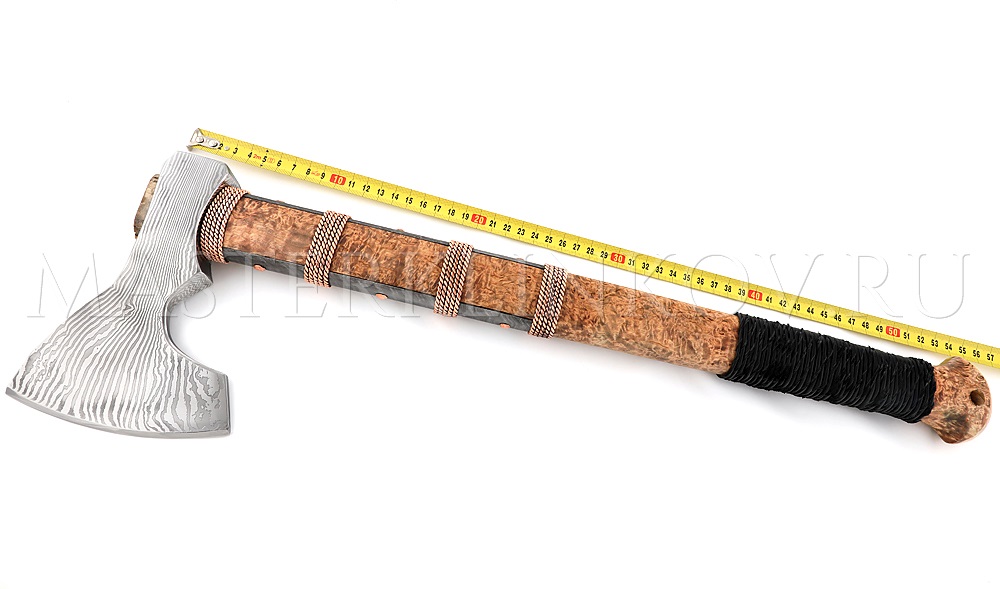 Кованый топор Варяг из дамасской стали, оформление рукояти - кожа, бронза