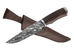 Нож из стали D2 Медведь, рукоять — венге, литье