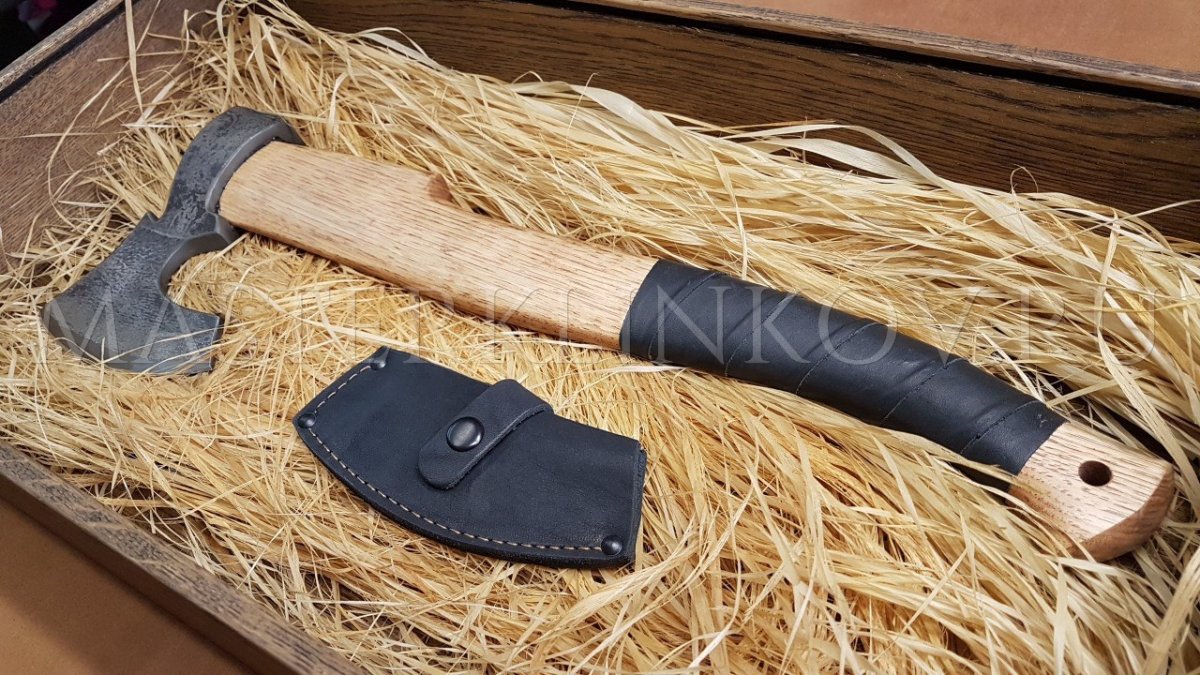 Кованый топор №08, углерод + ХВГ