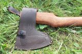 Кованый топор Большой из стали 9ХС