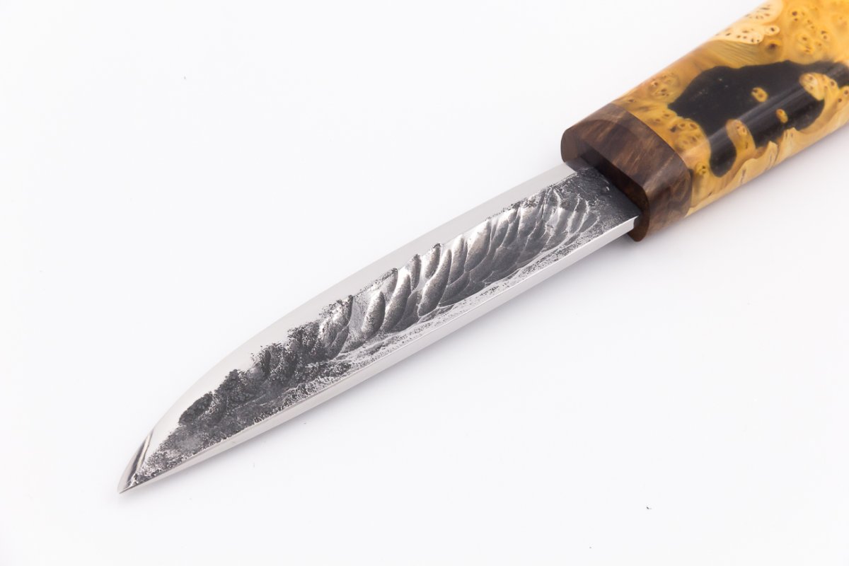 Нож из стали Х12МФ Якут средний, рукоять - кап каштана, акрил