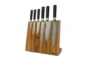 Магнитная подставка панно для 6 ножей из дуба, покрытие - натуральное прозрачное масло