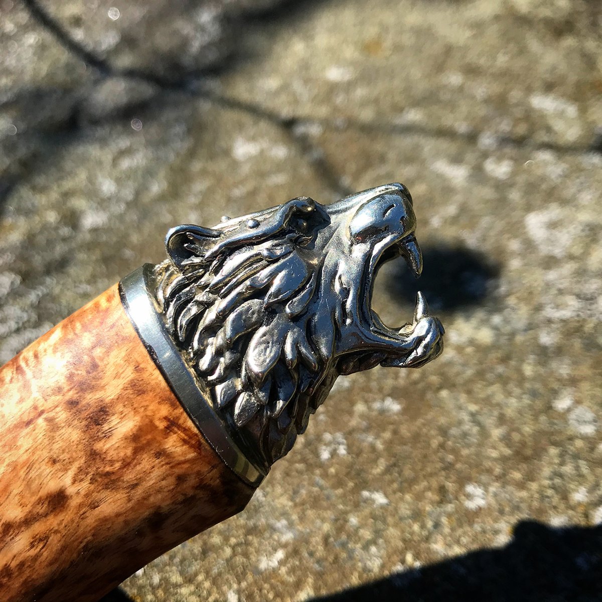 Нож из дамасской стали Егерь, рукоять - карельская береза, литье Тигр